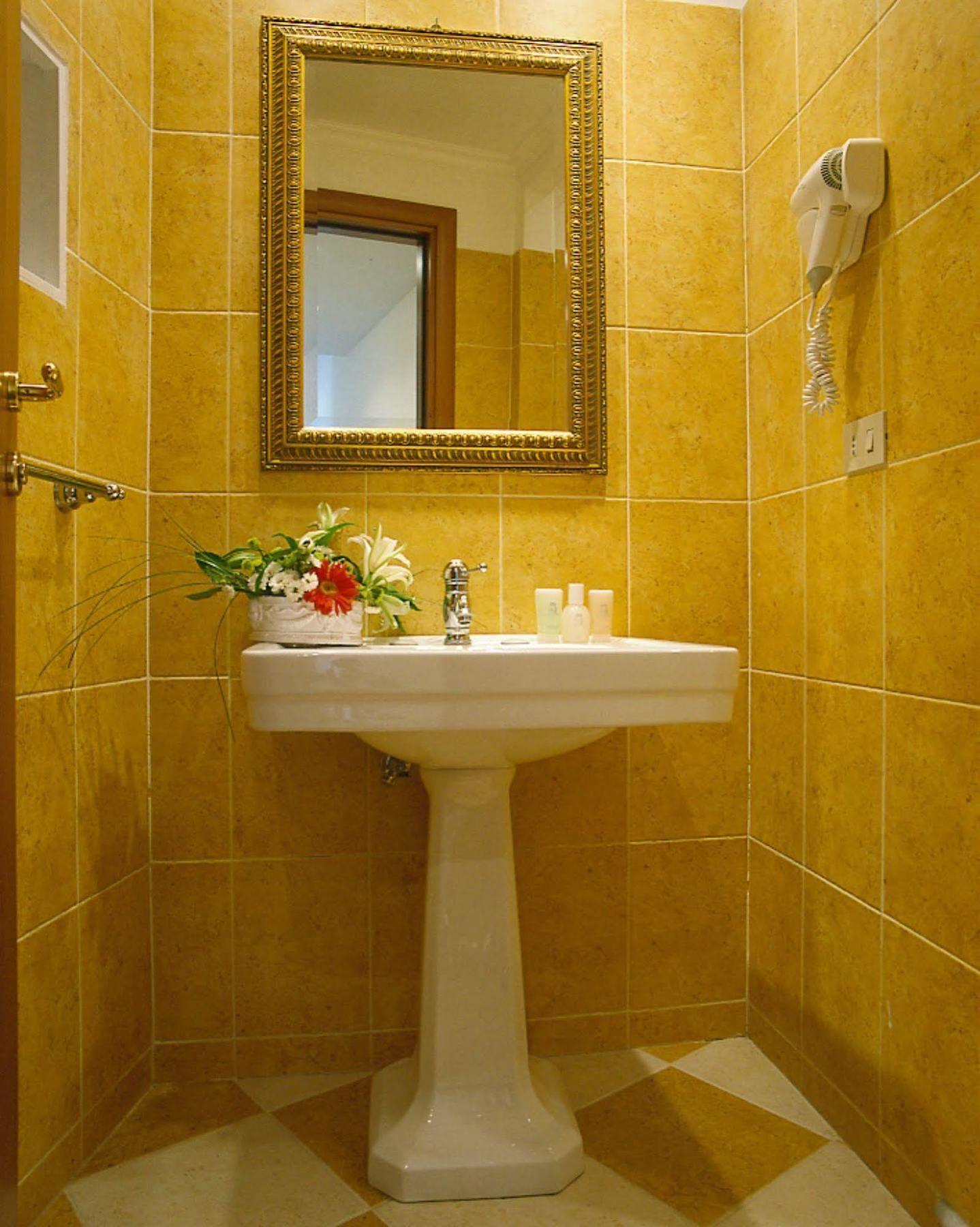 Bed & Breakfast La Maison Royale 3*