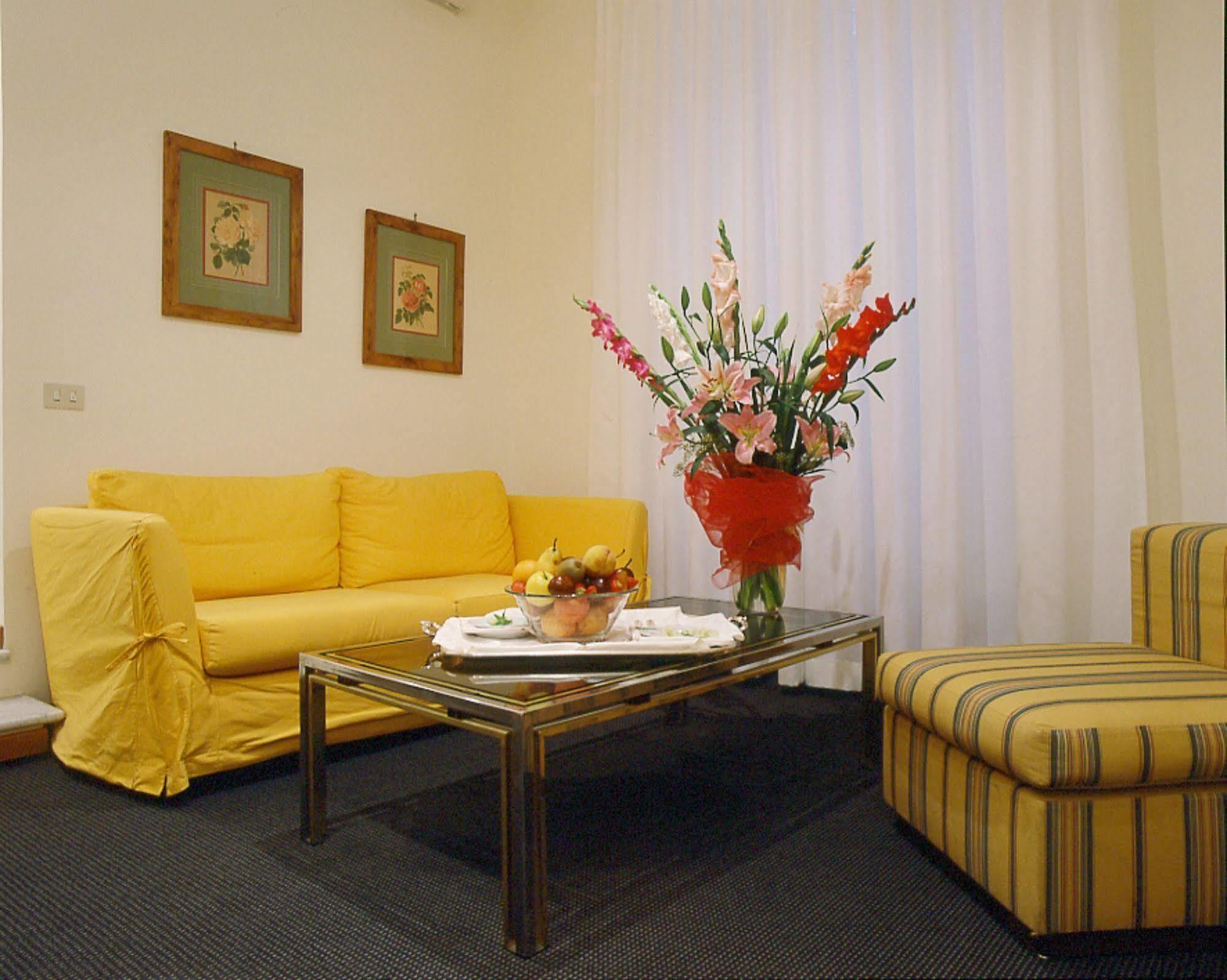 Bed & Breakfast La Maison Royale 3*